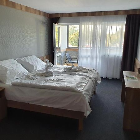 Minihotel Pápa エクステリア 写真