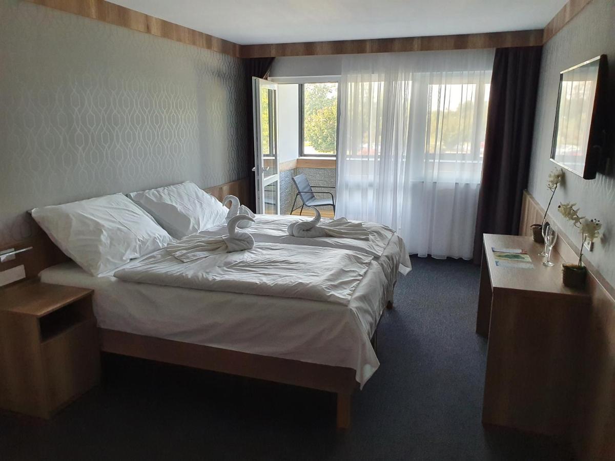 Minihotel Pápa エクステリア 写真